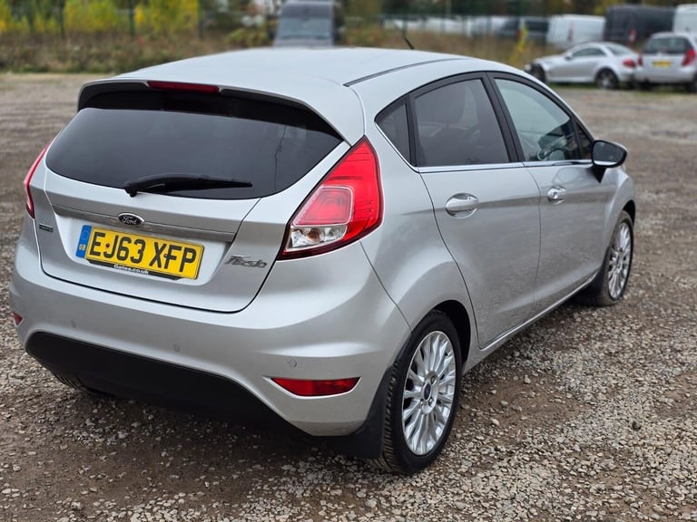 2013 Ford Fiesta 1.0T EcoBoost Titanium Euro 5 (s/s) 5dr Hatchback Petrol Manual