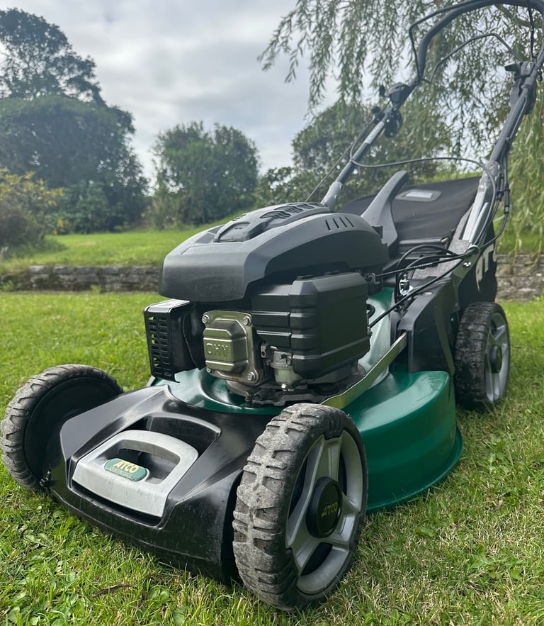 Atco Quattro 4in1 petrol lawnmower 21”cut Selfdrive 196cc mower £850 New