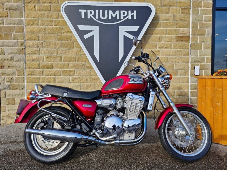 1997 Triumph Thunderbird 900 - Stunning example with low mileage