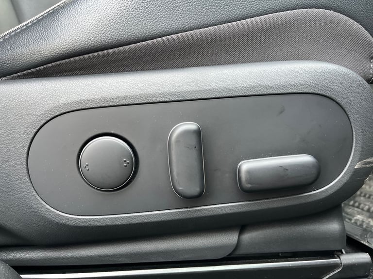  Hyundai Ioniq 5 58kwh Ultimate Hatchback 5dr Electric Auto 170 Ps Electric