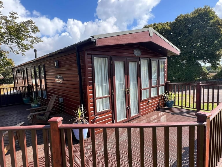 Static Off Site For Sale Regal Autograph 40x13, 3 wooden 3 Bedroom lodge