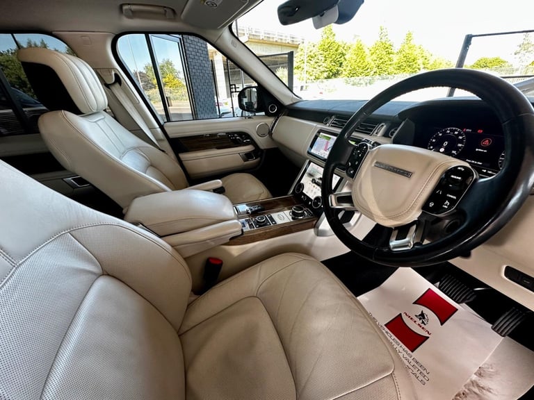  Land Rover Range Rover 4.4 SD V8 Vogue SE Auto 4WD Euro 6 (s/s) 5dr  Diesel Automatic