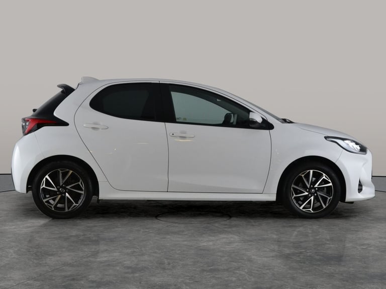 2021 Toyota Yaris 1.5 Hybrid Design 5dr CVT HATCHBACK PETROL/ELECTRIC Automatic