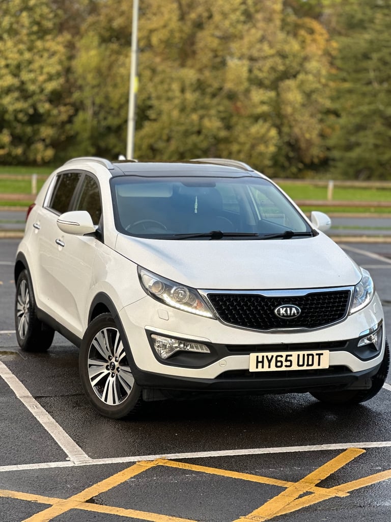 2015 KIA Sportage 3 TOP Specs |Low mileage 62000 | FSH | Recently Serviced |Long MOT |Sat Nav |ULEZ