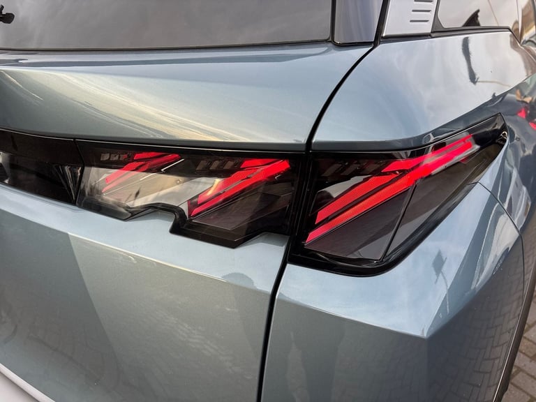  Peugeot E 5008 73kwh Gt Suv 5dr Electric Auto 210 ps Electric