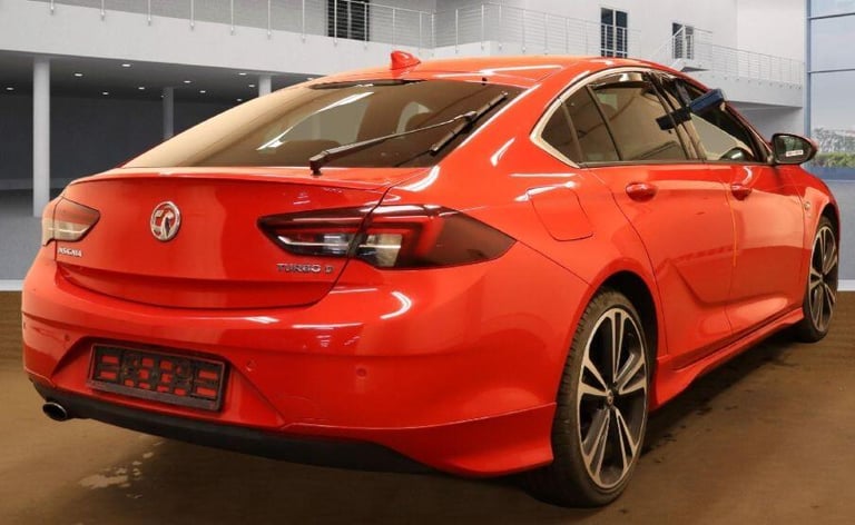 2017 Vauxhall Insignia 2.0 Turbo D BlueInjection SRi VX Line Nav Grand Sport Euro 6 (s/s) 5dr HAT...