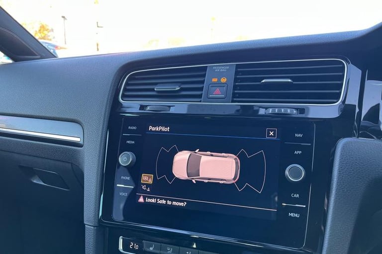 2018 Volkswagen Golf 2.0 TDI 184 GTD 5dr- Heated Front Seats Manual Hatchback Diesel Manual