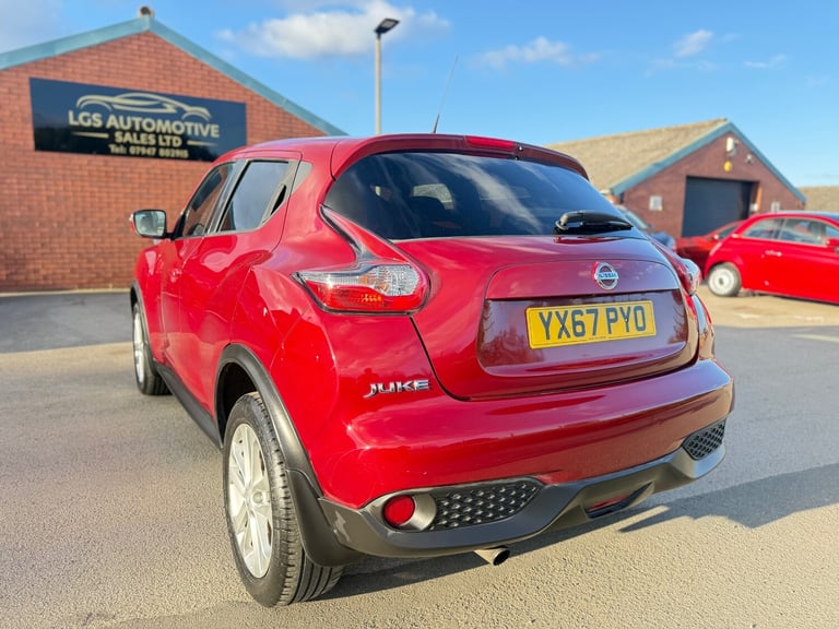 2017 Nissan Juke 1.2 DiG-T N-Connecta 5dr HATCHBACK Petrol Manual