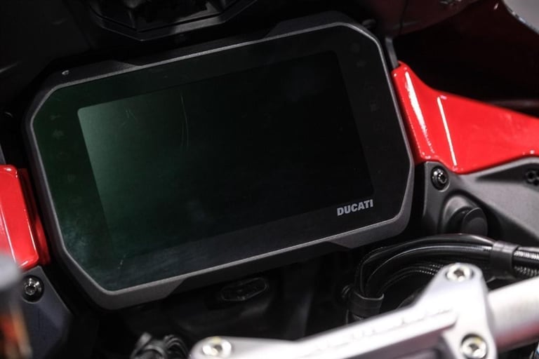 Ducati Multistrada V4 *The Ultimate Pikes Peak*