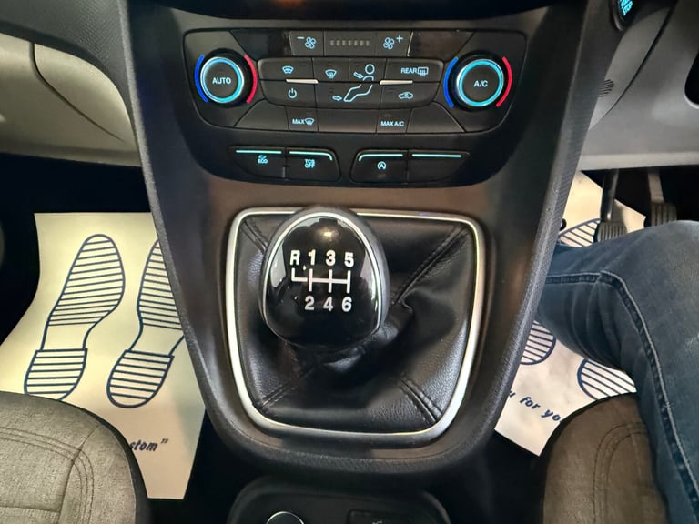 2019 Ford Grand Tourneo Connect 1.5 EcoBlue 120 Titanium 5dr MPV Diesel Manual