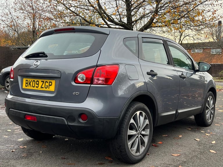 2009 Nissan Qashqai 1.5 dCi Visia 5dr HATCHBACK Diesel Manual