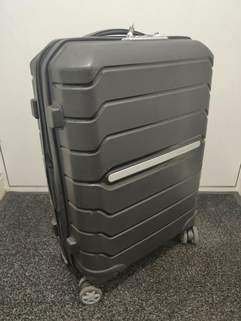image for Samsonite Flux Small 55cm (Cabine) Expandable Travel Trolley Suitcas