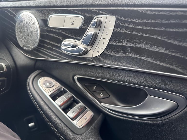 2016 Mercedes-Benz C-Class 2.1 C250d AMG Line (Premium Plus) Saloon 4dr Diesel G-Tronic+ Euro 6 (...
