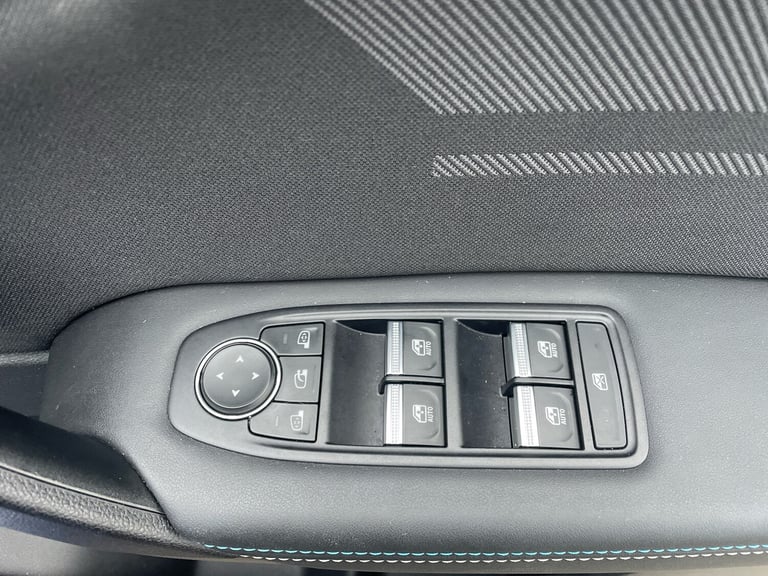2025 Renault SYMBIOZ 1.6 E-Tech FHEV 145 Iconic Esprit Alpine 5dr Auto HATCHBACK PETROL/ELECTRIC ...
