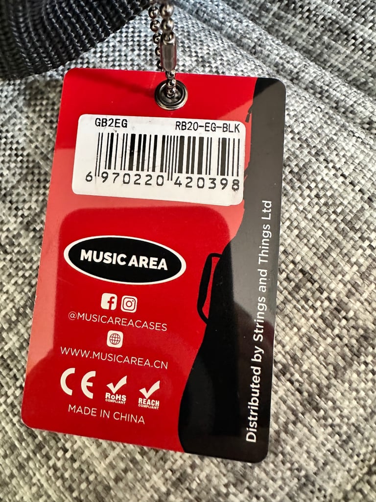 Padded Electric Guitar case by “Music Area”