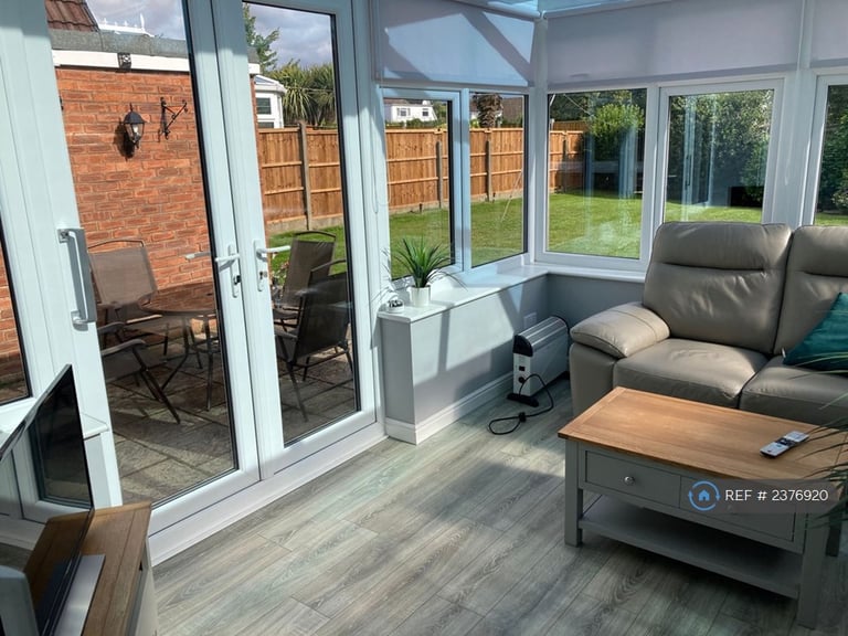 3 bedroom house in The Roundmeade, Maghull, L31 (3 bed) (#2376920)