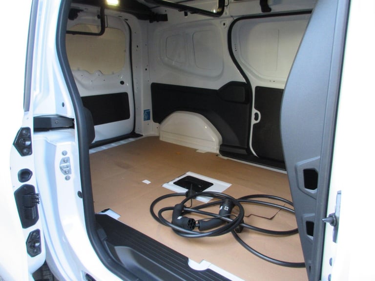 2025 Renault Kangoo LL21 E-Tech advance rc panel van MY24 PANEL VAN Electric Automatic
