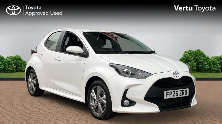2025 Toyota Yaris 1.5 Hybrid Icon 5dr CVT HATCHBACK PETROL/ELECTRIC Automatic