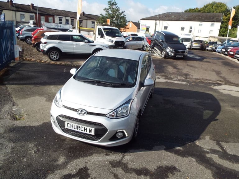 2014 Hyundai i10 1.0 Premium Hatchback 5dr Petrol Manual Euro 5 (66 ps) Hatchback Petrol Manual