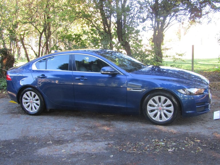  JAGUAR XE 2.0d Prestige AUTOMATIC - 1 OWNER - FSH - £35 TAX - ULEZ COMPLIANT