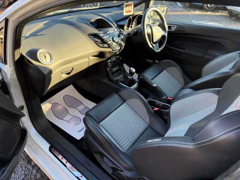 2014 Ford Fiesta 1.6 EcoBoost ST-2 3dr HATCHBACK PETROL Manual