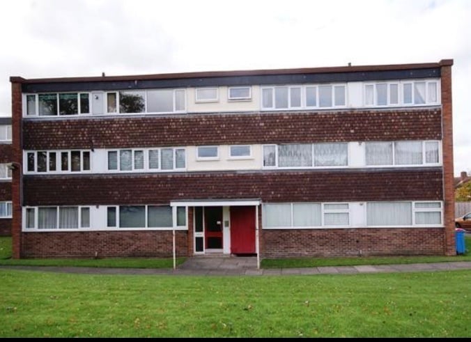 image for 2 bed flat Solihull EXCHANGE