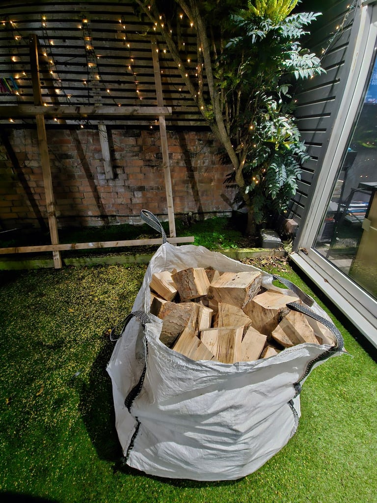 Tonne Bag of Hardwood Logs