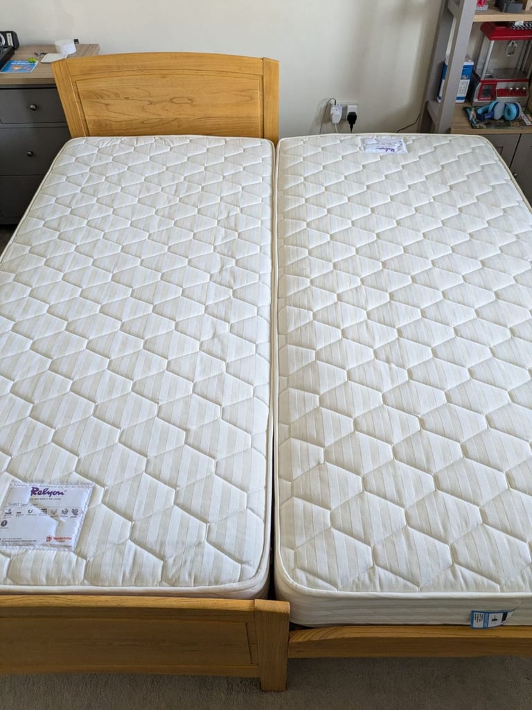 Light Oak Single Bed/Trundle Bed