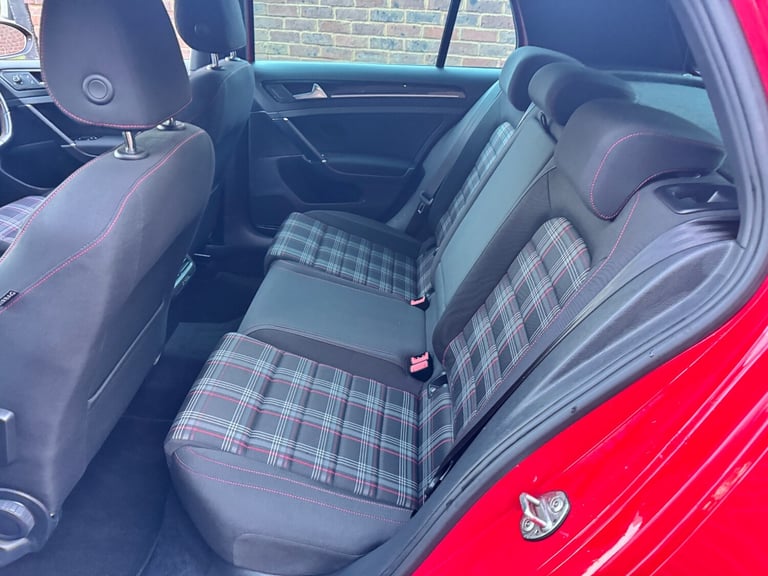 2016 Volkswagen Golf 2.0 TSI GTI 5dr DSG [Performance Pack] HATCHBACK Petrol Automatic