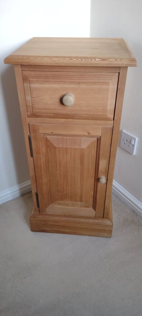 PINE CABINET WITH A TOP DRAWER 