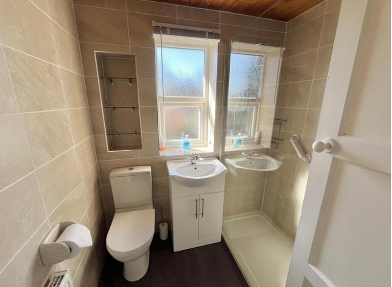 2 bedroom house for rent 