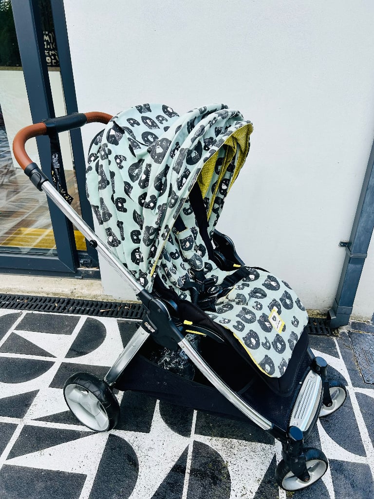Mamas & Papas Armadillo Flip - Full travel system - Donna Wilson 