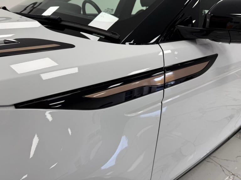 2023 Land Rover Range Rover Evoque 1.5 P300e R-Dynamic S 5dr Auto ESTATE PETROL/ELECTRIC Automatic