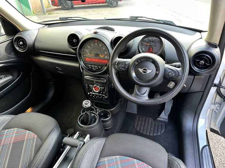 2014 (64) MINI PACEMAN 1.6 COOPER D 89,000 MILES 3 OWNERS NEW MOT £35 ROAD TAX