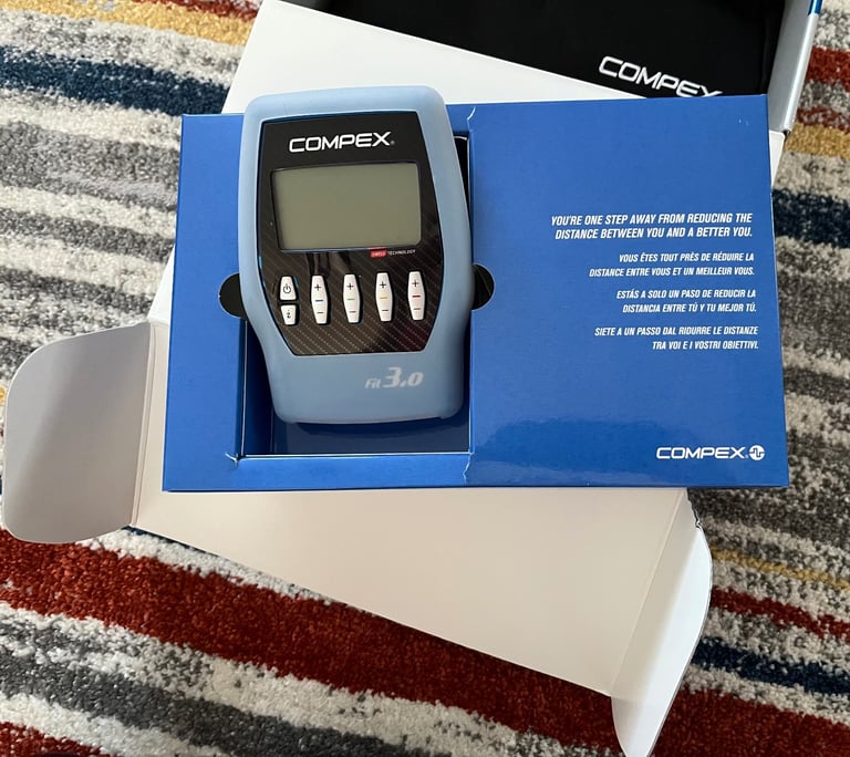 Compex Fit 3.0 Muscle Stimulator EMS with Tens Rehab Recovery Device