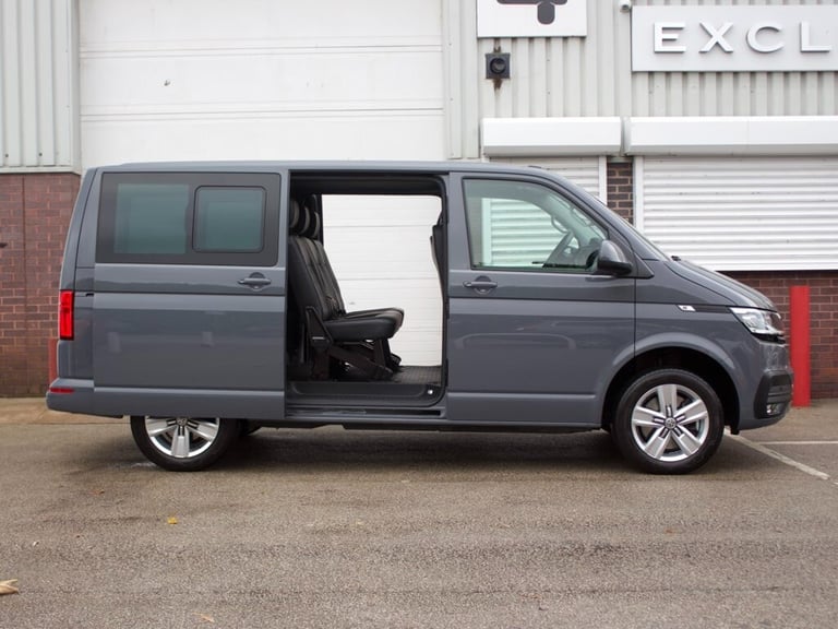 2024 Volkswagen Transporter 2.0 BiTDI 204 Highline Kombi Van 4MOTION DSG WINDOW VAN Diesel Automatic