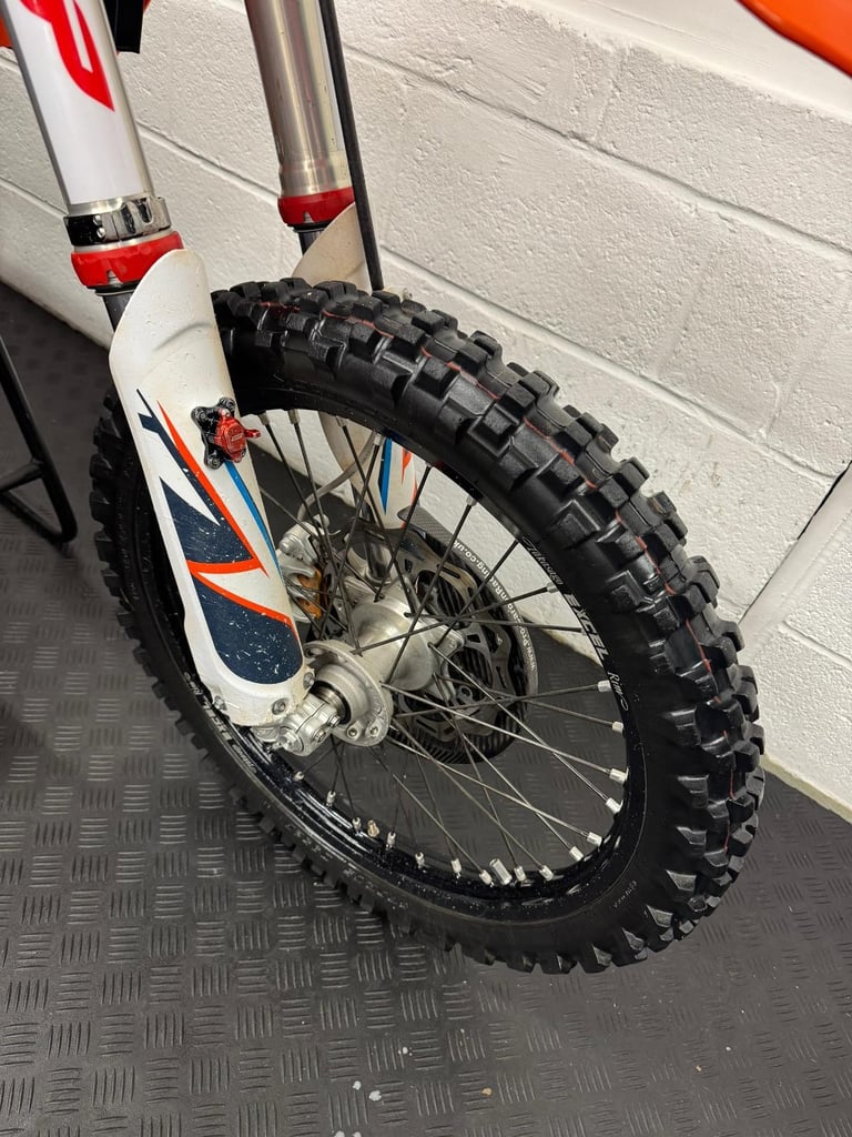 2022 KTM SXF 250 65 hours from new! Fantastic condition motocross bike