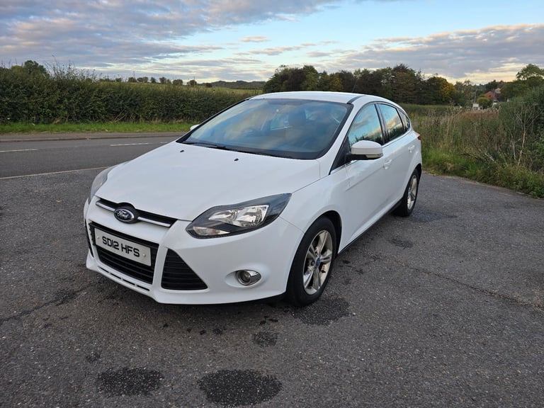 Cheap Ford, FOCUS, Hatchback, 2012, Manual, 1560 (cc),5 doors for sale in Stoke-on-Trent, Staffordshire