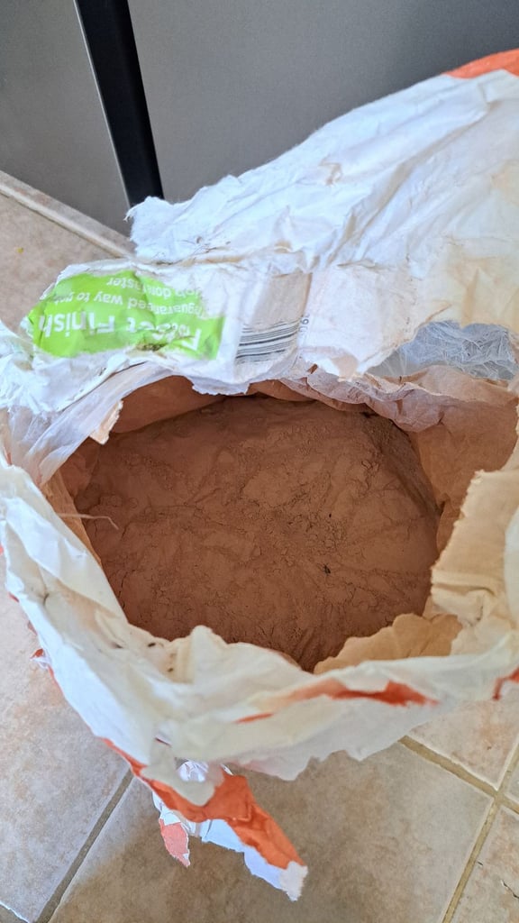 FREE Multifinish Gypsum Plaster 25kg