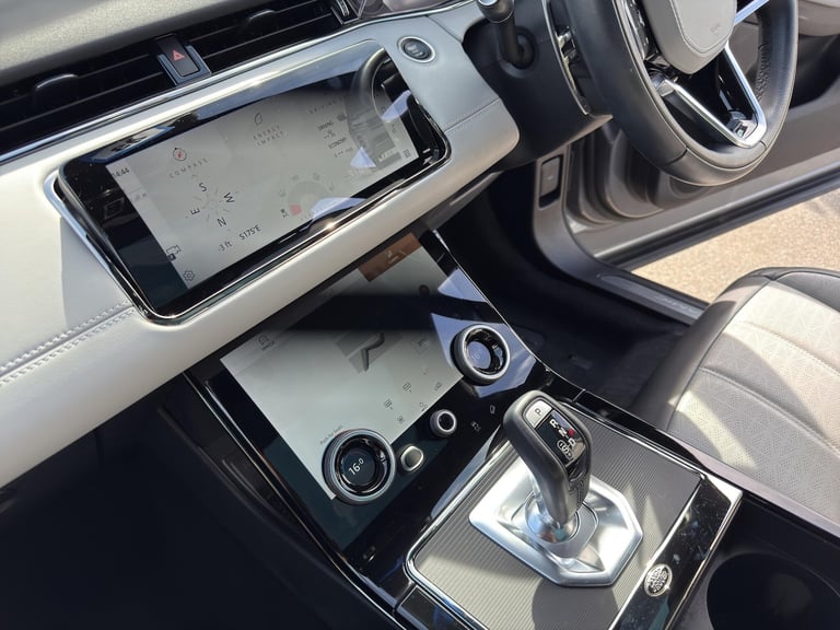 2022 Land Rover Range Rover Evoque Range Rover Evoque 2.0 D200 MHEV R-Dynamic HSE Auto 4WD Euro 6...