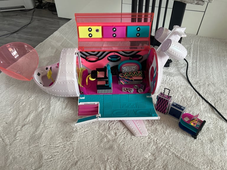 image for lol suprise aeroplane 