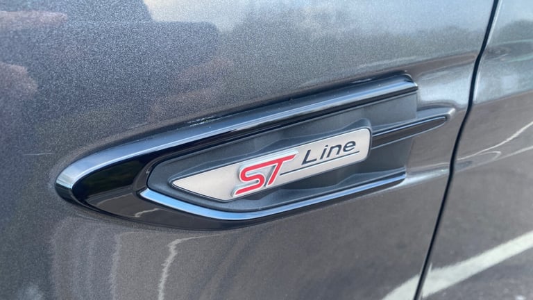 2019 Ford Kuga 1.5 TDCi EcoBlue ST-Line Edition SUV 5dr Diesel Manual Euro 6 (s/s) (120 ps SUV Di...