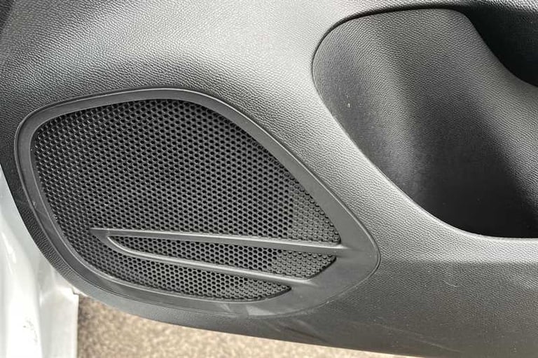 2025 Vauxhall Corsa 50kWh Yes Hatchback 5dr Electric Auto (136 ps) Hatchback Electric Automatic