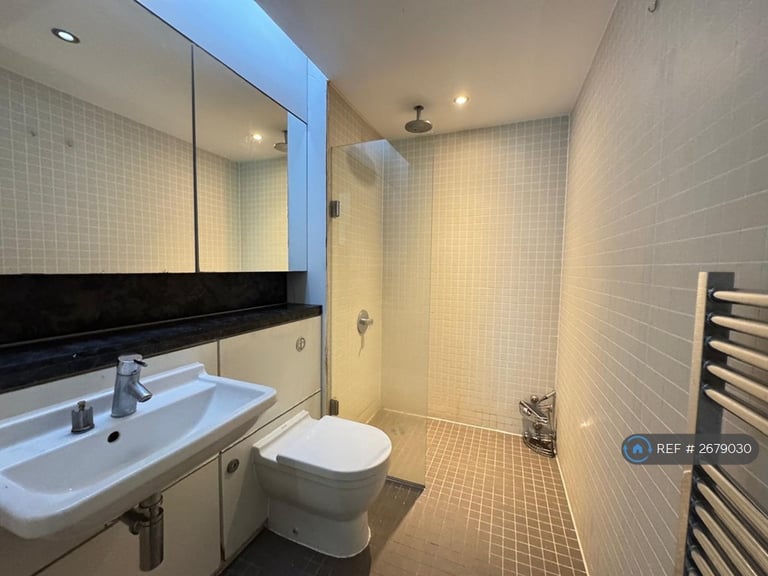 2 bedroom flat in Holloway Circus Queensway, Birmingham, B1 (2 bed) (#2679030)