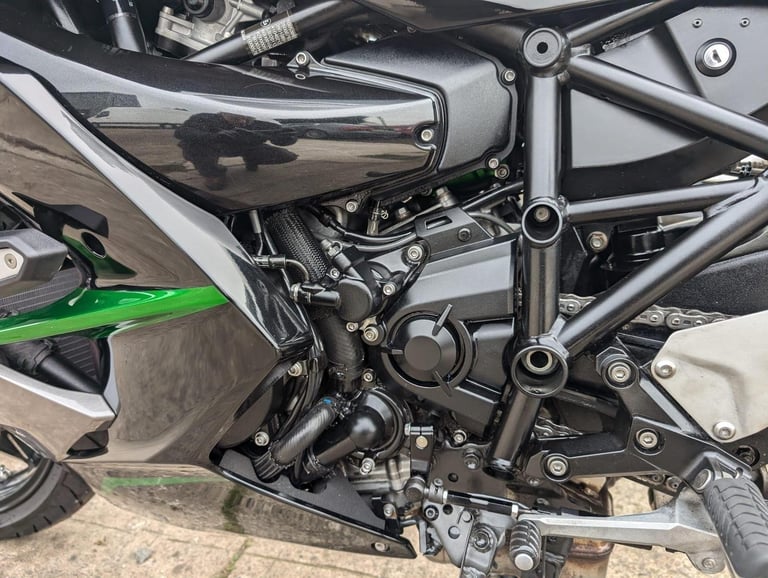 2020 70 KAWASAKI ZX 1002 H2 BLF SX SE SUPER CHARGED HYPER TOURER MINT ZX1000