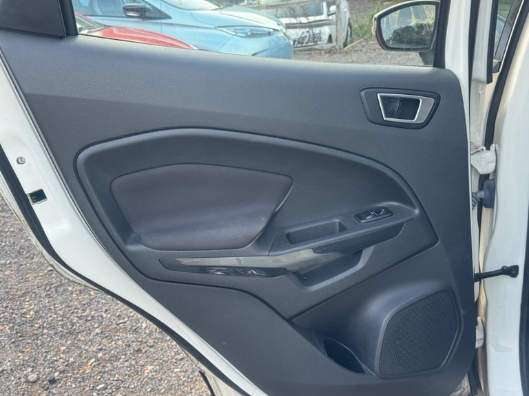 2015 Ford Ecosport 1.0T EcoBoost Zetec 2WD Euro 6 (s/s) 5dr HATCHBACK Petrol Manual