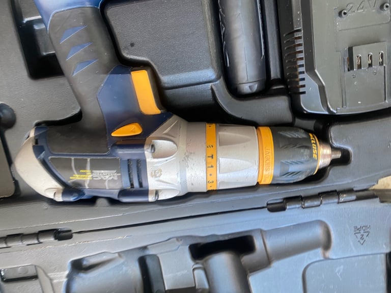 Mac Allister 24V 3 Gear Hammer Drill