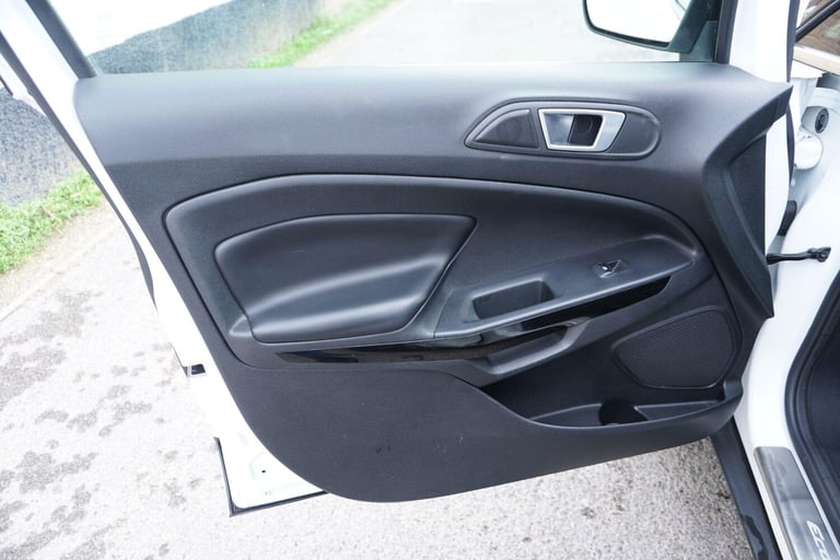 2018 Ford Ecosport 1.0T EcoBoost Titanium Euro 6 (s/s) 5dr HATCHBACK Petrol Manual