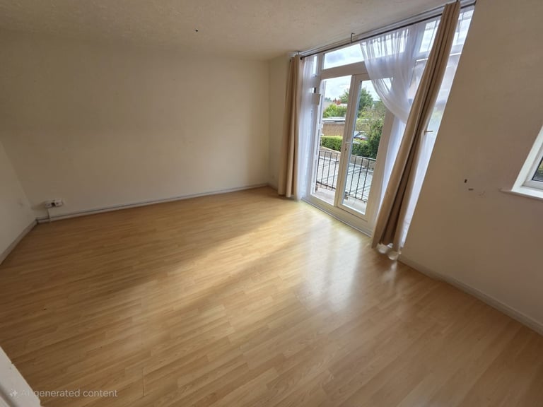 image for Spacious Two Bedroom Flat in Wardown Park Area