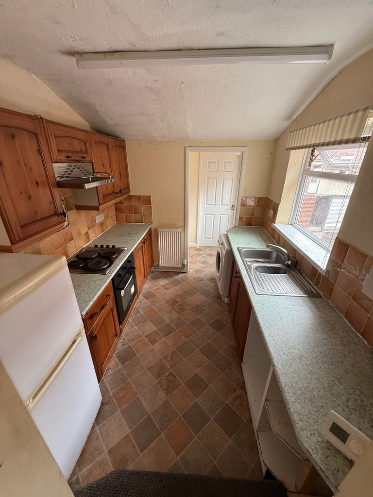 3 bed flat to let 